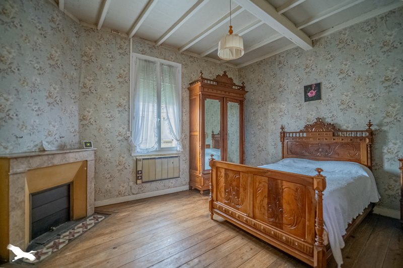 Vente Maison BEGUEY - 9 pièces -185 m² - (33410)