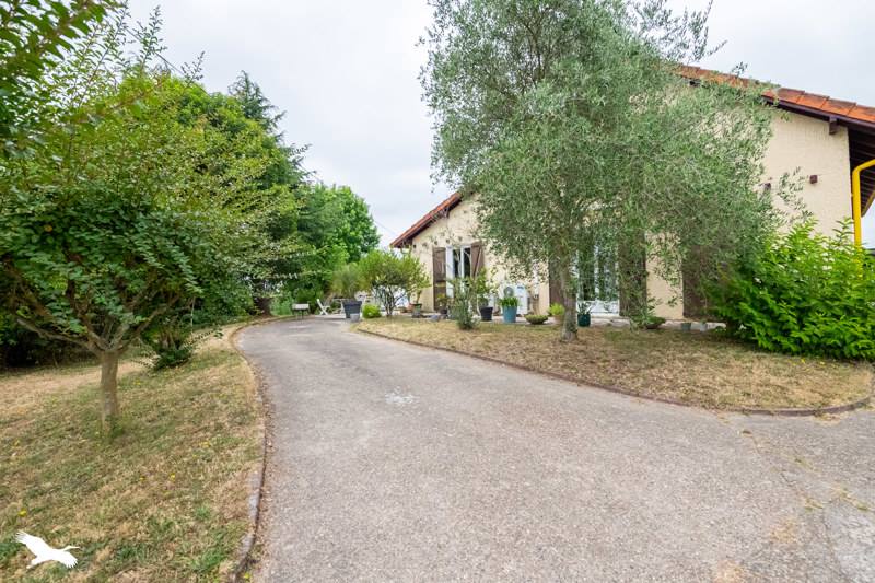 Vente Maison BEGUEY - 6 pièces -160 m² - (33410)