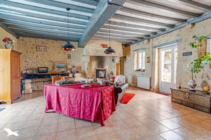 Vente Maison MONPRIMBLANC - 6 pièces -258 m² - (33410)