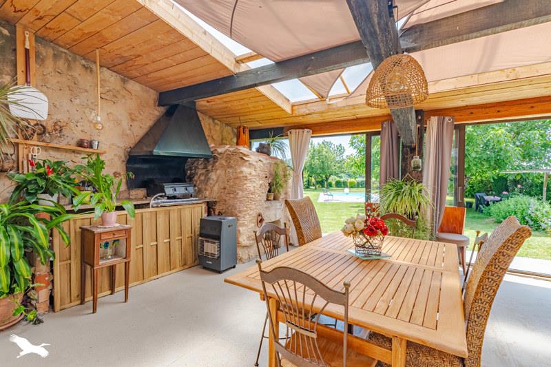 Vente Maison MONPRIMBLANC - 6 pièces -258 m² - (33410)