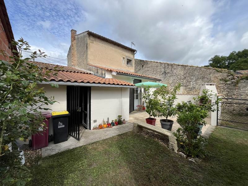 Vente Maison CERONS - 3 pièces -67 m² - (33720)