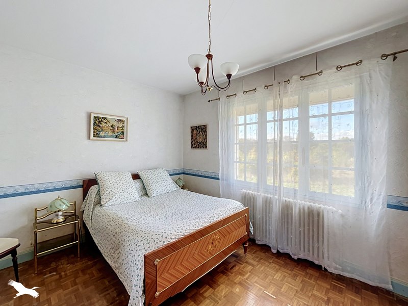 Vente Maison Laroque - 4 pièces -137 m² - (33410)