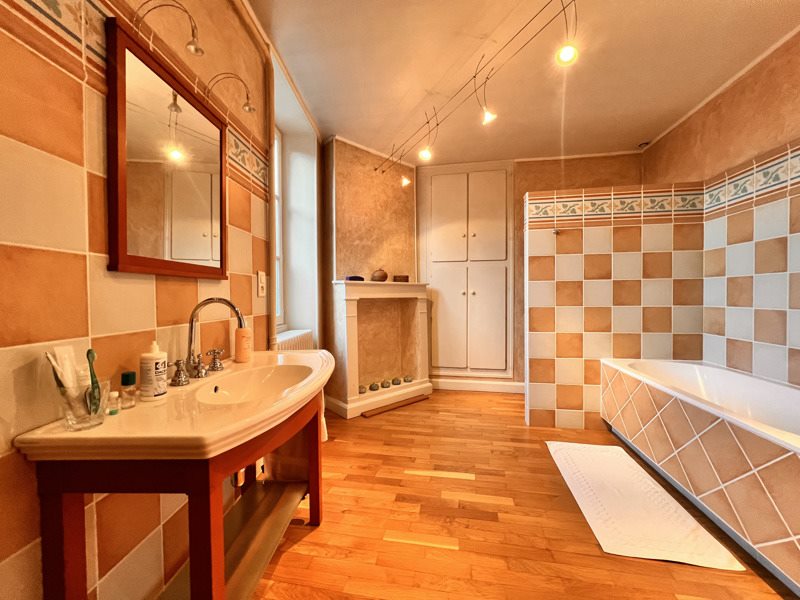 Vente Maison LIGNIERES - 9 pièces -149 m² - (18160)