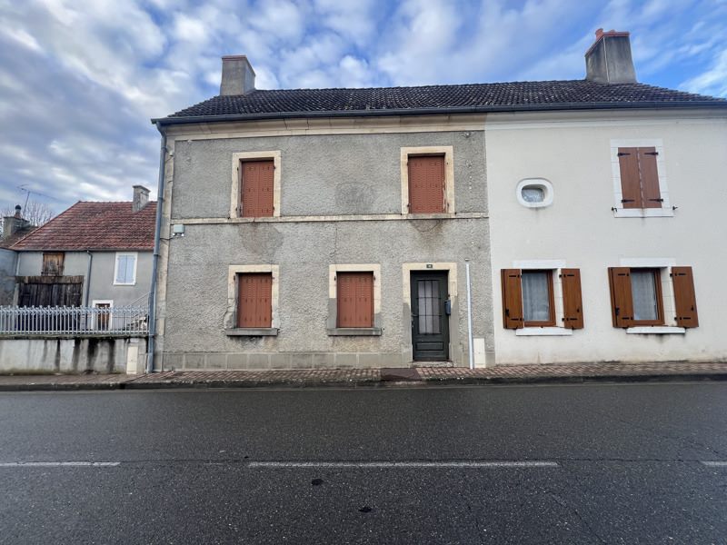 Vente Maison LE CHATELET - 5 pièces -100 m² - (18170)