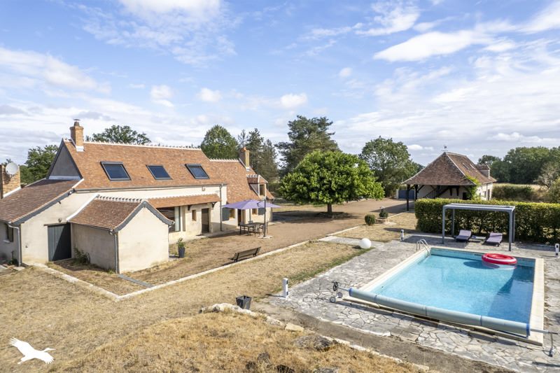 Maison 6 pièces 164 m² · à Morlac · 164 m² · 247 000 €