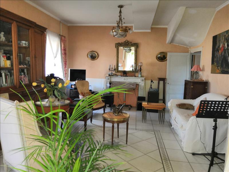 Vente Maison EXCIDEUIL - 8 pièces -223 m² - (24160)