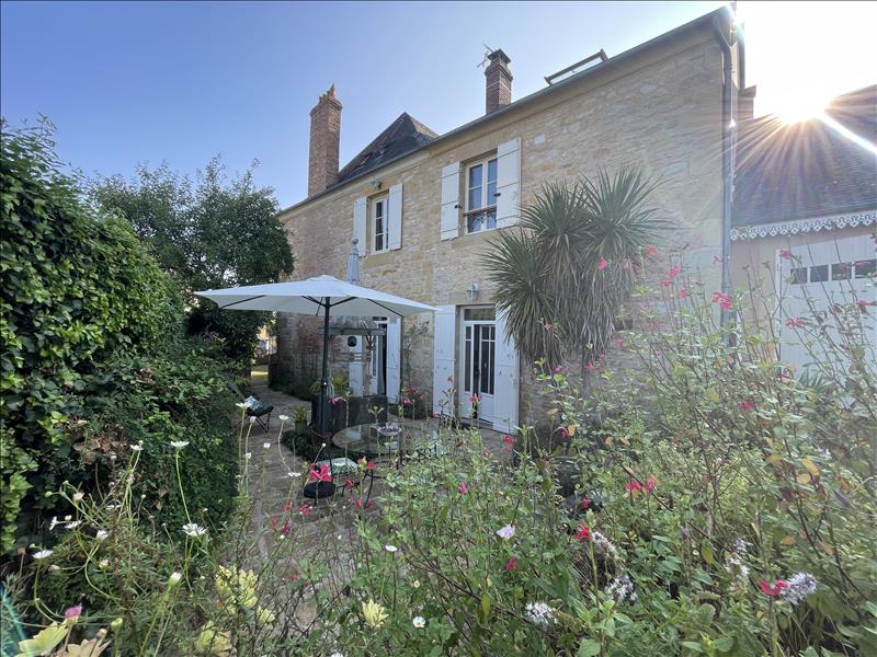 Vente Maison EXCIDEUIL - 8 pièces -223 m² - (24160)