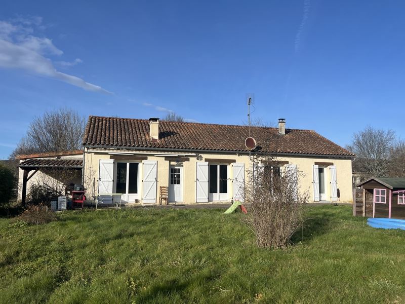 Vente Maison CHERVEIX CUBAS - 5 pièces -98 m² - (24390)
