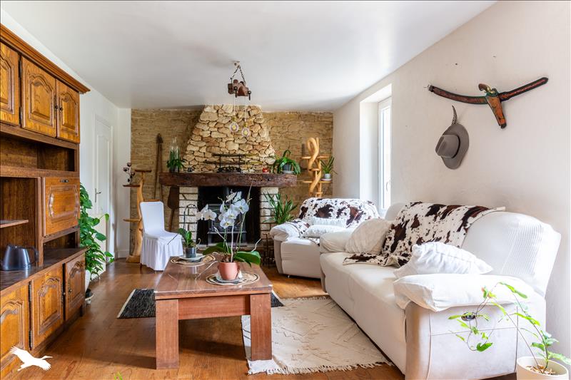 Vente Maison ST SULPICE D EXCIDEUIL - 7 pièces -168 m² - (24800)