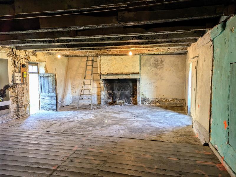 Vente Maison LANOUAILLE - 3 pièces -127 m² - (24270)