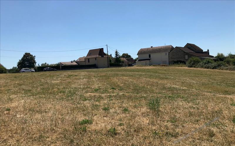 Terrain constructible à Saint-Germain-des-Prés