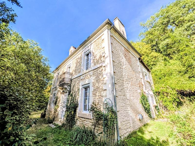 Vente Maison SAVIGNAC LES EGLISES - 8 pièces -149 m² - (24420)