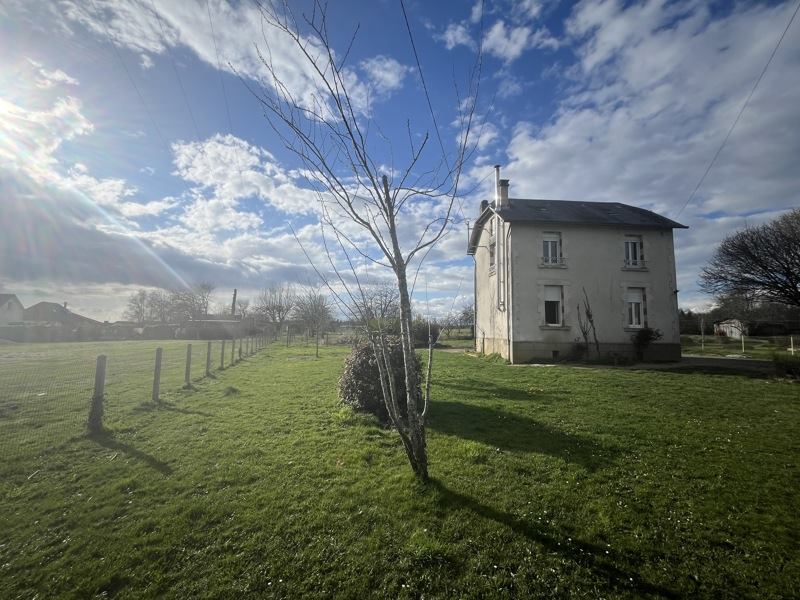 Vente Maison LANOUAILLE - 3 pièces -66 m² - (24270)