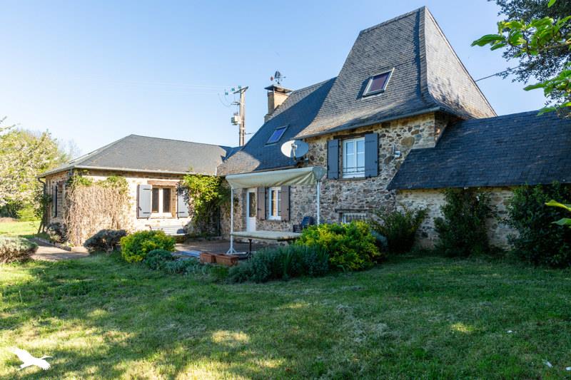 Vente Maison ST MESMIN - 5 pièces -130 m² - (24270)