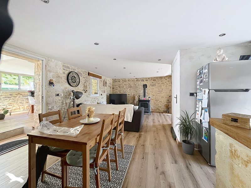Vente Maison CUBJAC AUVEZERE VAL D ANS - 9 pièces -140 m² - (24640)