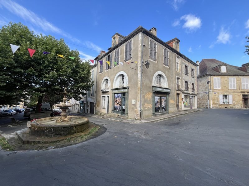 Vente Immeuble EXCIDEUIL - -  247 m² - (24160)