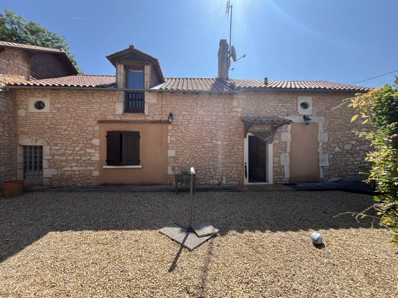 Vente Maison Coulaures - 5 pièces -101 m² - (24420)
