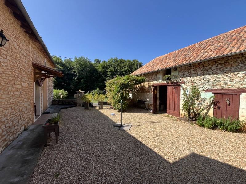 Vente Maison Coulaures - 5 pièces -101 m² - (24420)