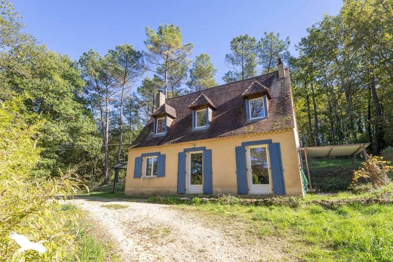 Vente Maison LE BUGUE - 5 pièces -88 m² - (24260)