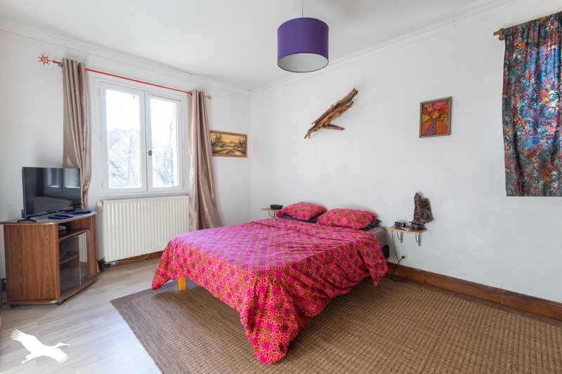 Vente Maison LE BUISSON DE CADOUIN - 9 pièces -222 m² - (24480)