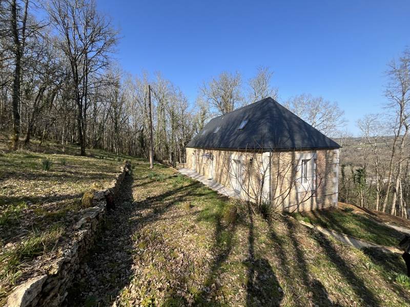Vente Maison LE BUISSON DE CADOUIN - 5 pièces -170 m² - (24480)