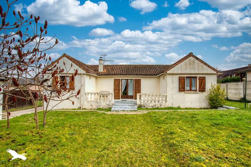 Vente Maison LE BUGUE - 4 pièces -81 m² - (24260)