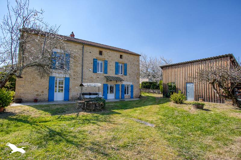 Vente Maison LE BUISSON DE CADOUIN - 5 pièces -99 m² - (24480)
