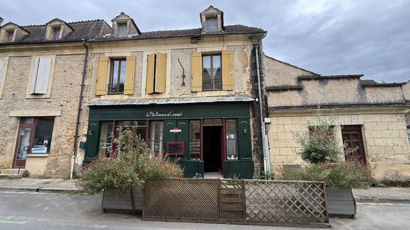 Vente Immeuble LE BUISSON DE CADOUIN - -  135 m² - (24480)