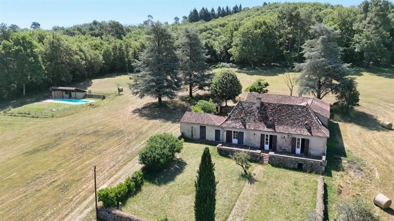 Corps de Ferme à Le Buisson-de-Cadouin