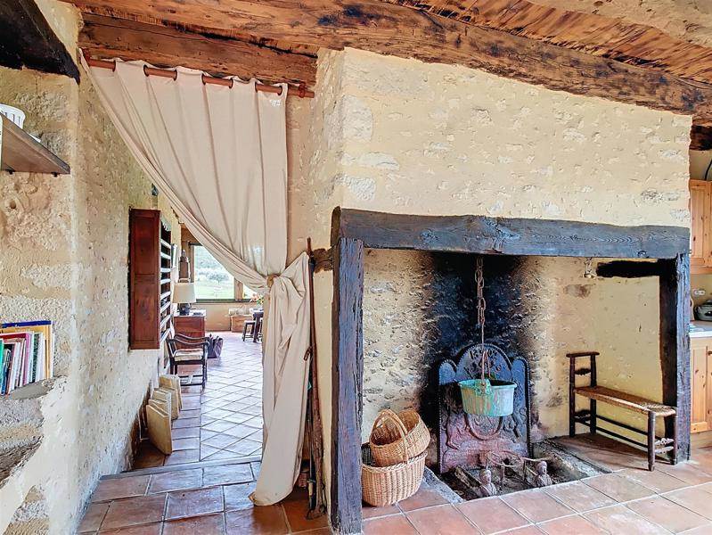 Vente Maison LE BUISSON DE CADOUIN - 8 pièces -286 m² - (24480)