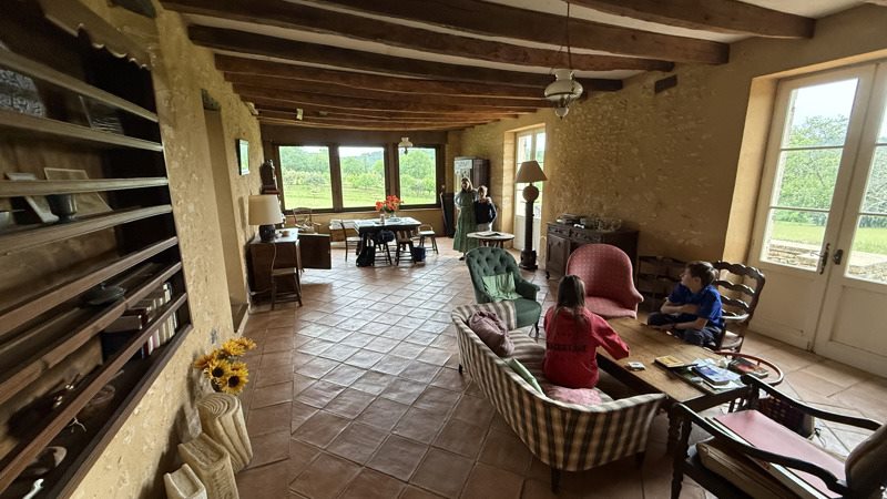 Vente Maison LE BUISSON DE CADOUIN - 8 pièces -286 m² - (24480)
