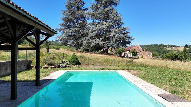 Vente Maison LE BUISSON DE CADOUIN - 8 pièces -286 m² - (24480)