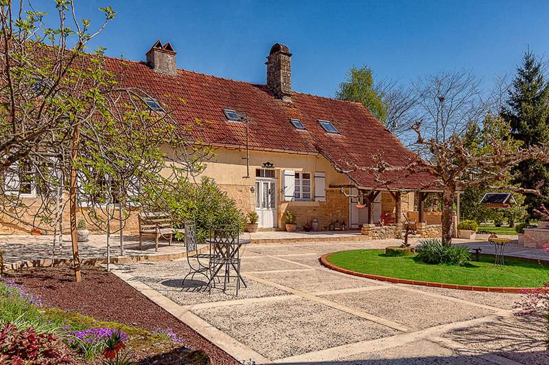 Vente Maison MEYRALS - 13 pièces -320 m² - (24220)