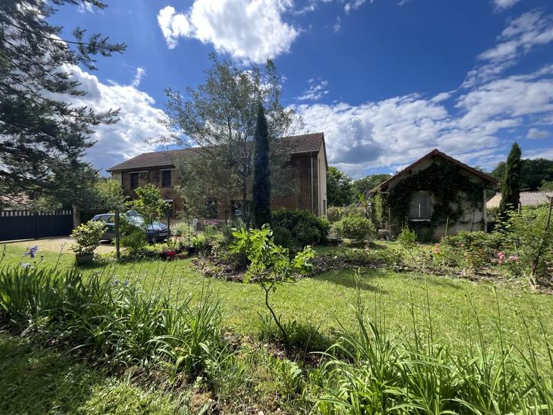 Vente Maison TREMOLAT - 5 pièces -188 m² - (24510)