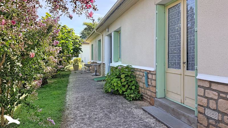 Maison 10 pièces 145 m² · à Le Bugue · 145 m² · 265 000 €