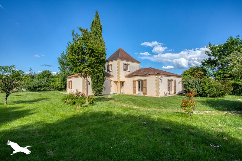 Vente Maison AUDRIX - 5 pièces -152 m² - (24260)