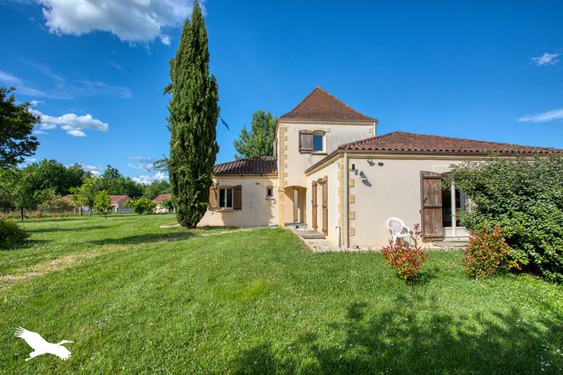 Vente Maison AUDRIX - 5 pièces -152 m² - (24260)