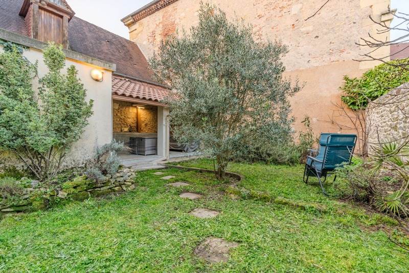 Vente Maison Le Bugue - 7 pièces -124 m² - (24260)