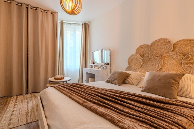 Vente Maison Le Bugue - 7 pièces -124 m² - (24260)