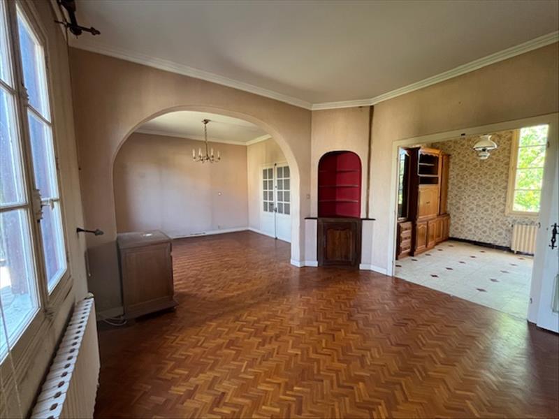 Vente Maison LALINDE - 6 pièces -181 m² - (24150)