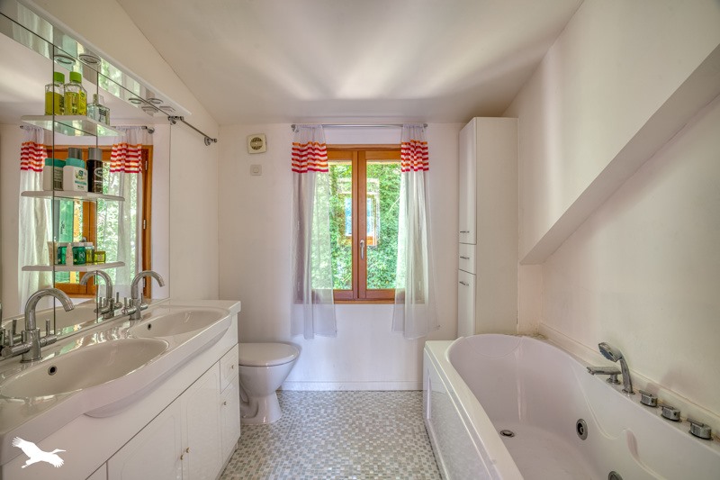 Vente Maison BOURNIQUEL - 8 pièces -209 m² - (24150)