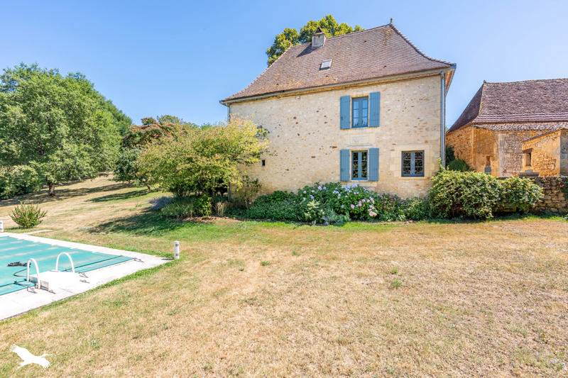 Vente Maison BEAUMONTOIS EN PERIGORD - 8 pièces -180 m² - (24440)