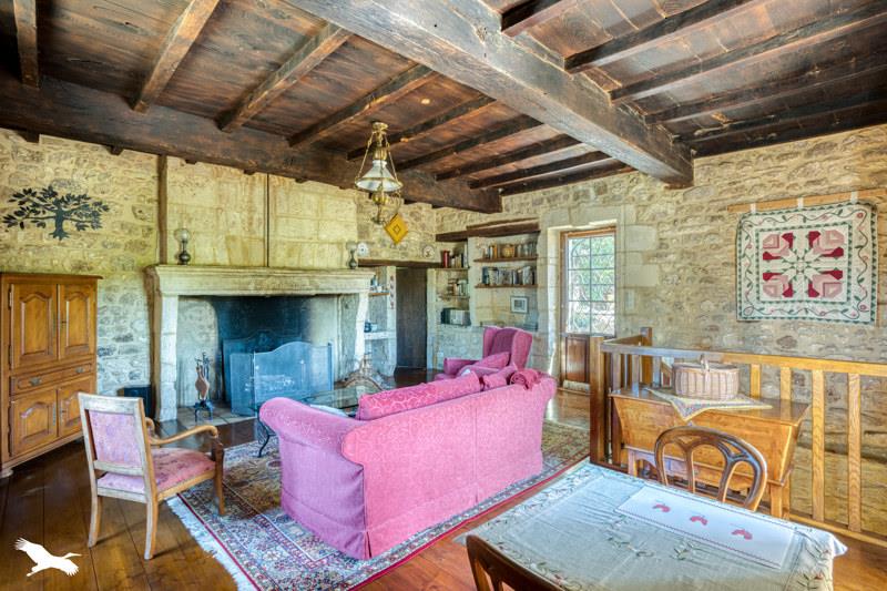 Vente Maison BEAUMONTOIS EN PERIGORD - 8 pièces -180 m² - (24440)