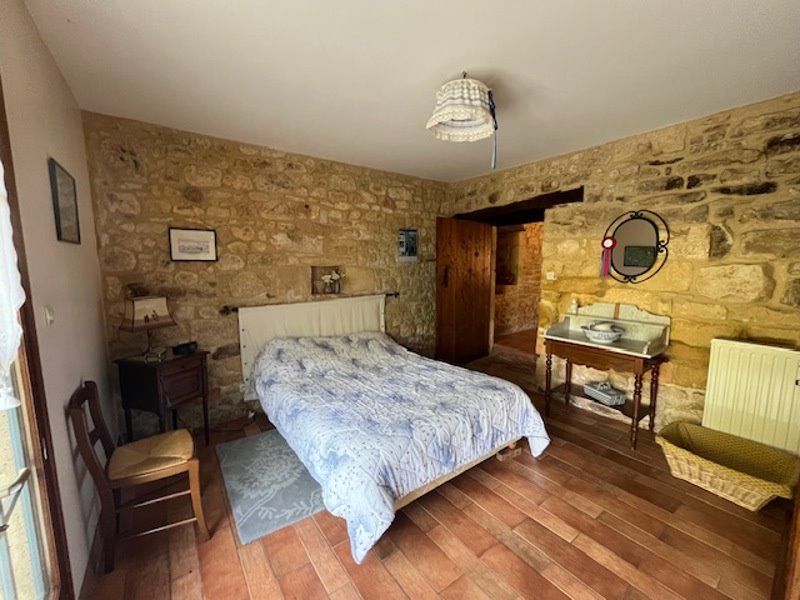 Vente Maison BEAUMONTOIS EN PERIGORD - 8 pièces -180 m² - (24440)