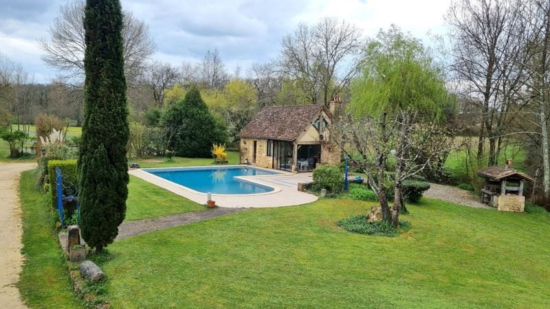 Vente Maison BEAUMONTOIS EN PERIGORD - 17 pièces -476 m² - (24440)