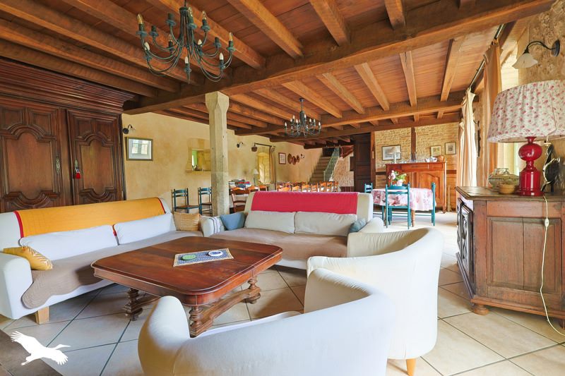 Vente Maison BEAUMONTOIS EN PERIGORD - 17 pièces -476 m² - (24440)