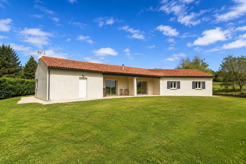 Vente Maison RAMPIEUX - 5 pièces -150 m² - (24440)