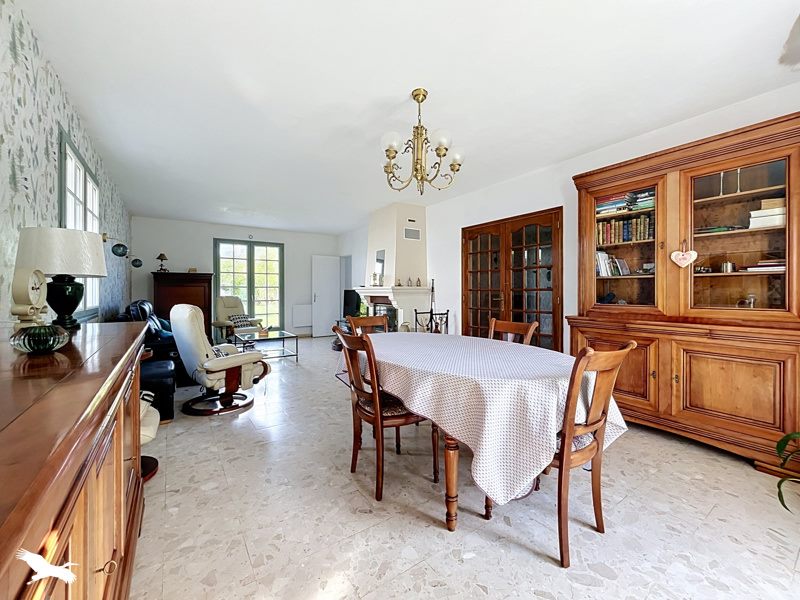 Vente Maison ST GENOUPH - 5 pièces -164 m² - (37510)