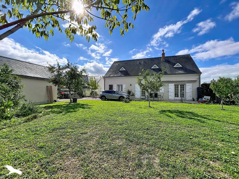 Vente Maison ST GENOUPH - 5 pièces -164 m² - (37510)