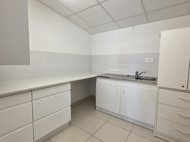 Vente Local commercial LA CHATRE - -  250 m² - (36400)